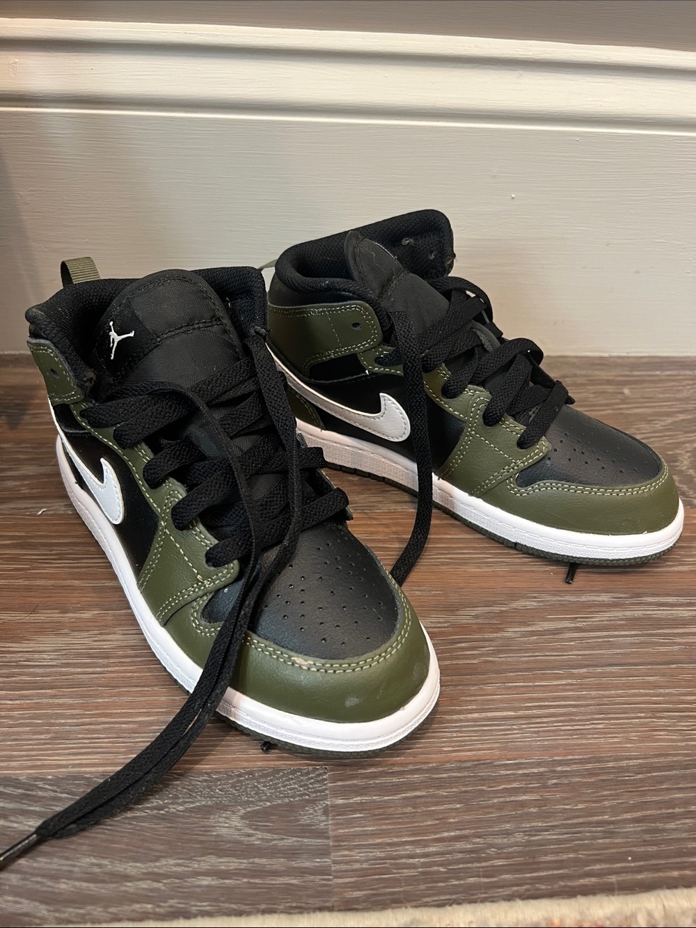 Nike Kids Jordan 1 Mid High-Top Sneakers in Olive, Black & White